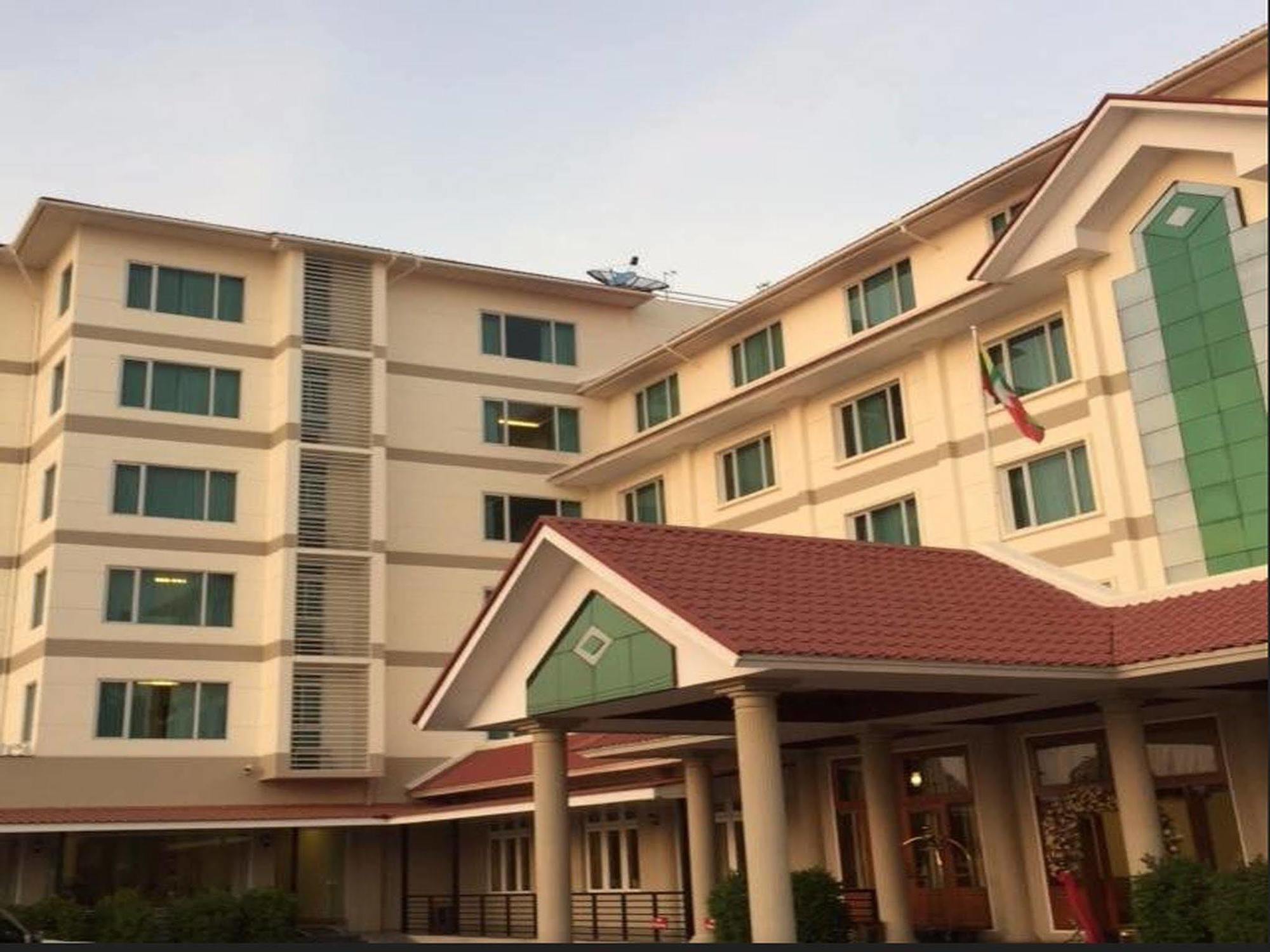 Ngwe Moe Hotel Mawlamyine Eksteriør bilde