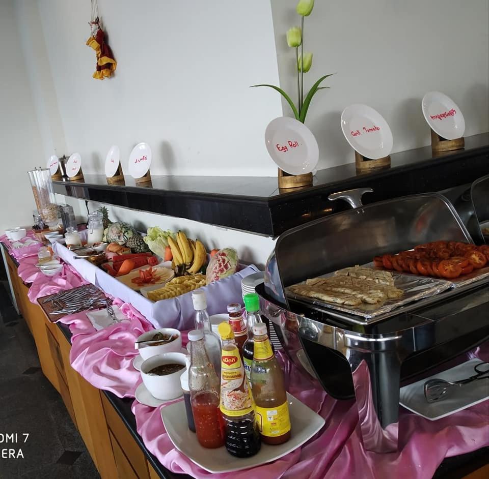 Ngwe Moe Hotel Mawlamyine Eksteriør bilde