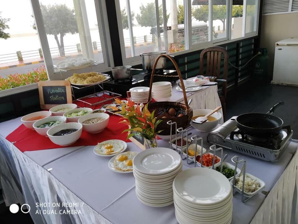 Ngwe Moe Hotel Mawlamyine Eksteriør bilde